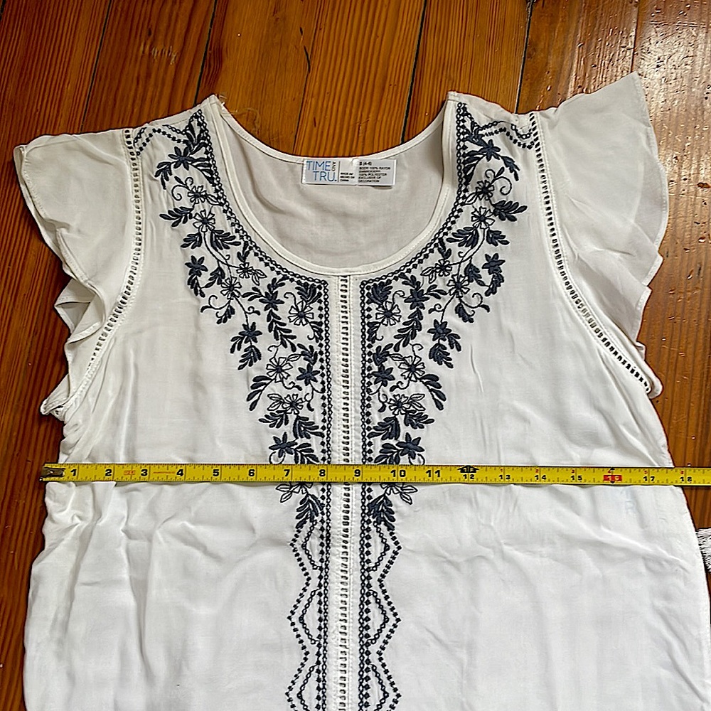 Embroidered Time & Tru Flowy Top - Picture 6 of 6